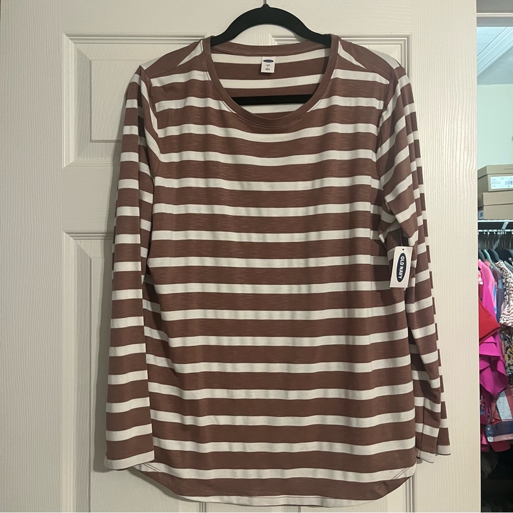 NWT Sz L Old Navy Women’s Long Sleeve Brown & White Striped Tee - Luxe Style